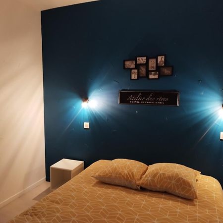 Hotel De La Loube La Roquebrussanne Dış mekan fotoğraf